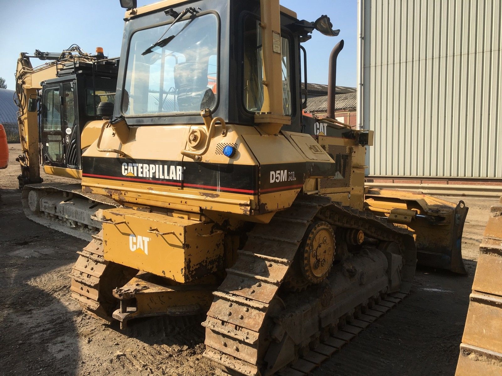 Caterpillar D5M XL Omnia Machinery