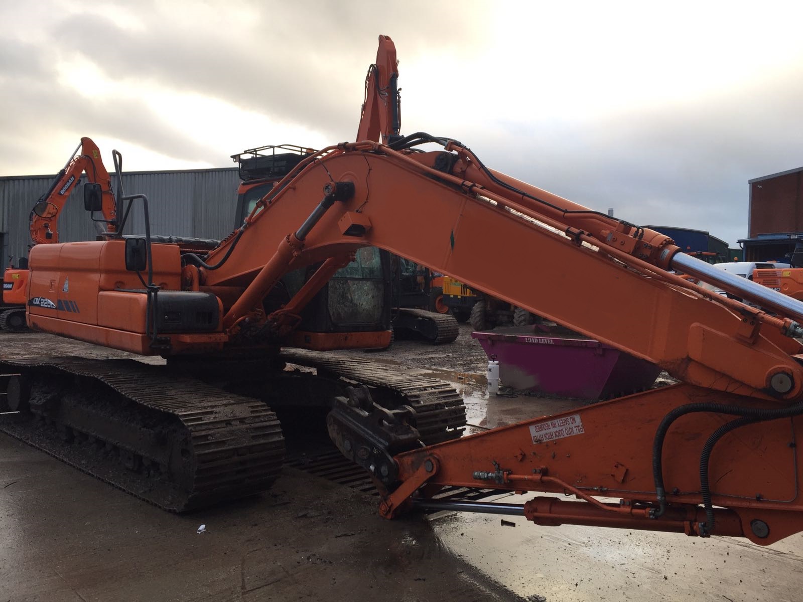 Used Doosan DX225LC Track Excavator For Sale | Omnia Machinery