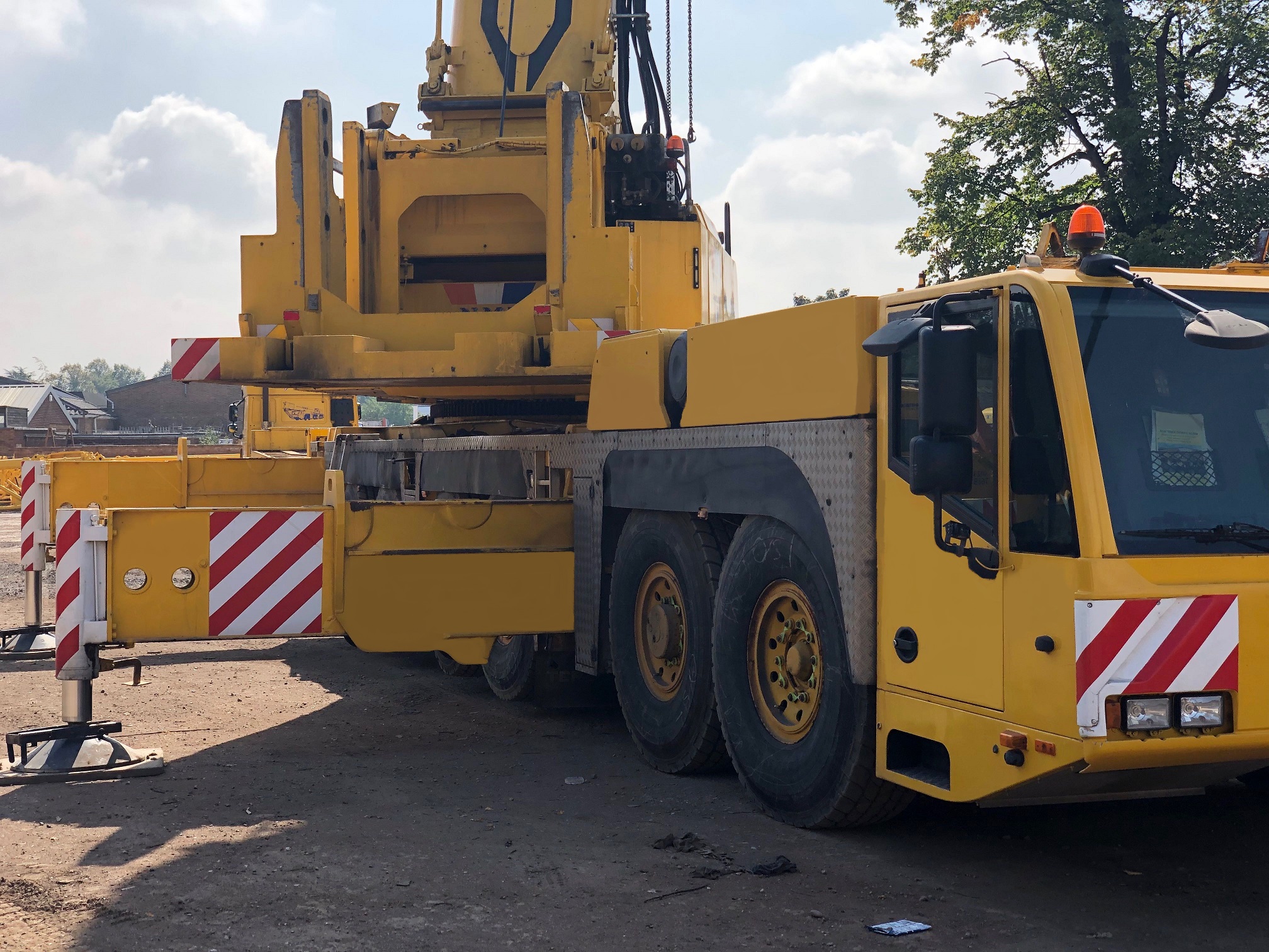 Used Liebherr LTM 1500-8.1 Mobile For Sale | Omnia Machinery