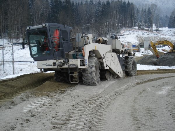 Wirtgen WR 2000 Soil Stabilizer