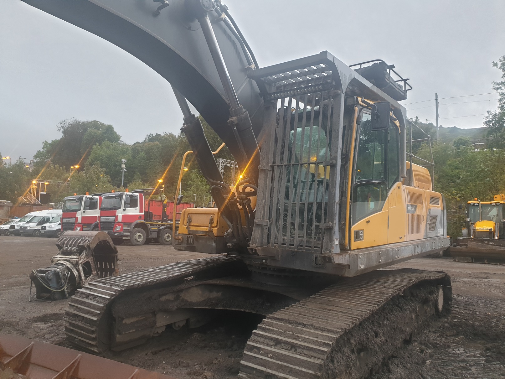 Экскаватор volvo ec380dl