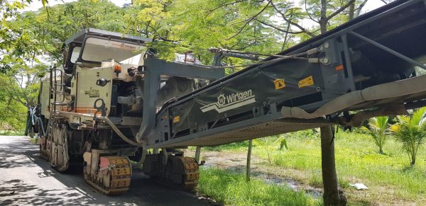 Wirtgen W2200 CR Road Planer