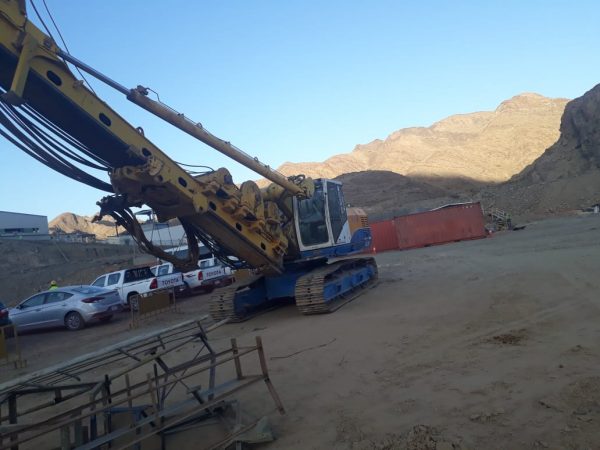 Bauer BG 20V Rotary Piling Rig