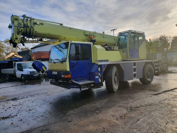 Liebherr LTM 1030-2.1 Mobile Crane