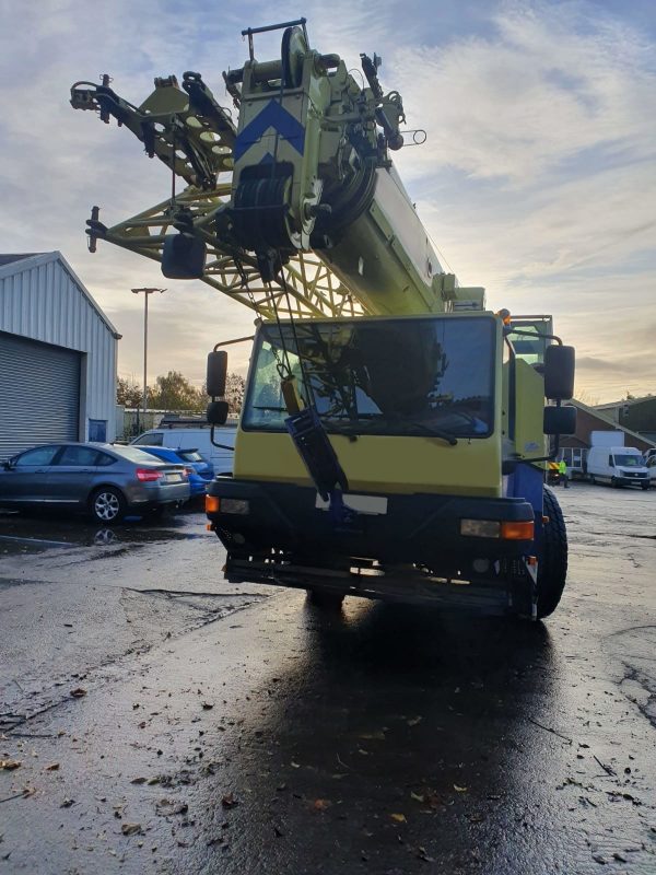 Liebherr LTM 1030-2.1 Mobile Crane