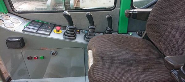 Junttan PM-26LC Hammer Piling Rig