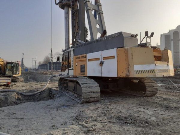 Liebherr LRB 255 CFA Piling Rig