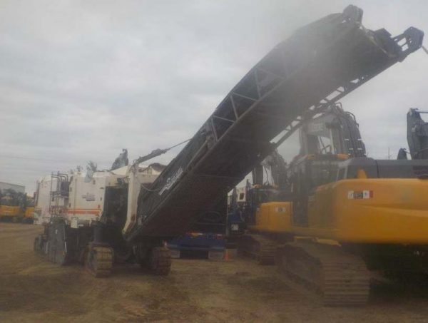 Wirtgen W2200 Road Planer