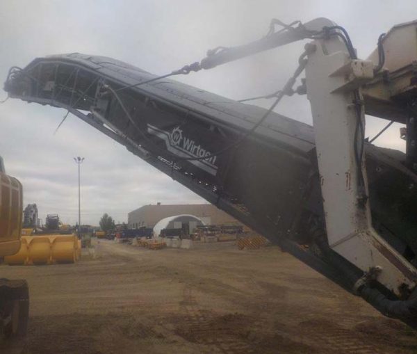 Wirtgen W2200 Road Planer