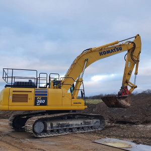 Jengkaut Trek Komatsu PC360LC