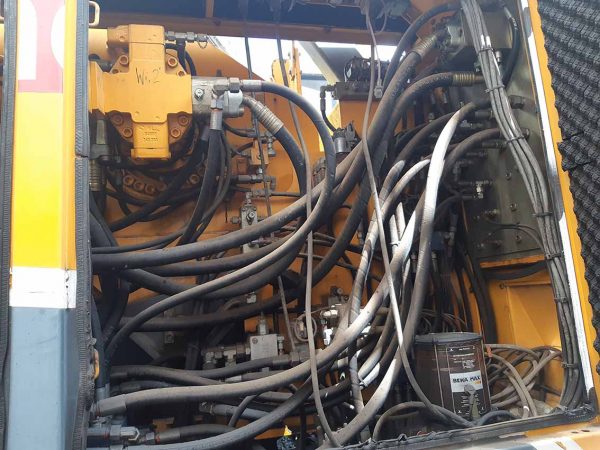 Bauer MC32 Crawler Crane / Diaphragm Wall Piling Rig