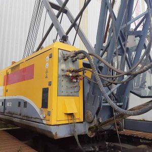 Bauer MC32 Crawler Crane / Diaphragm Wall Piling Rig