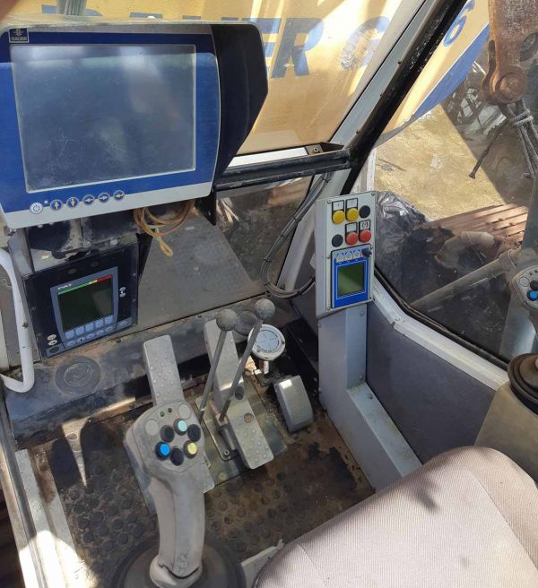 Bauer MC32 Crawler Crane / Diaphragm Wall Piling Rig