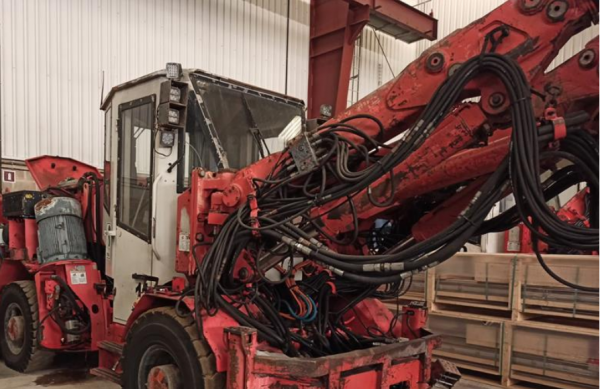 Sandvik DD420-60C ondergrondse rotsboor