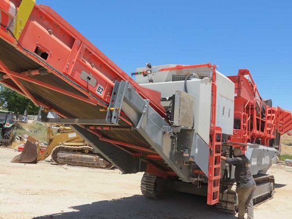 Sandvik UH440I Cone Crusher