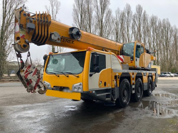 Terex Challenger 3160 Mobile Crane