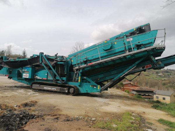 หน้าจอ Powerscreen Chieftain 2100X Spaleck