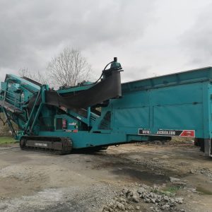 Powerscreen Chieftain 2100X スパレック スクリーン