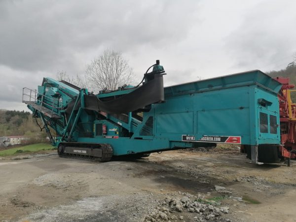 Powerscreen Chieftain 2100X スパレック スクリーン