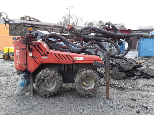 Sandvik Commando DC122 R เครื่องเจาะหิน