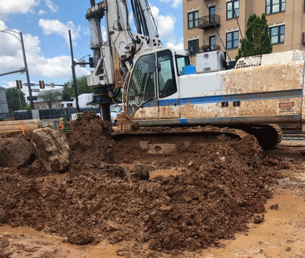 Soilmec SR-30 ロータリー杭打ちリグ