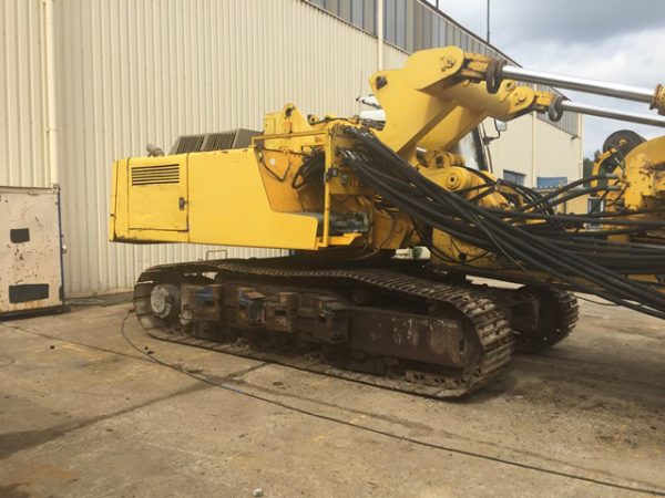 BAUER BG 22 Rotary Piling Rig
