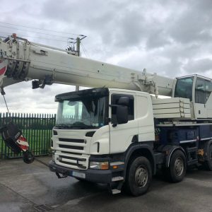 Liebherr LTF 1045-1 รถบรรทุกติดเครน