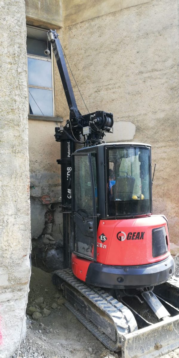 Geax XD8 Rotary Piling Rig