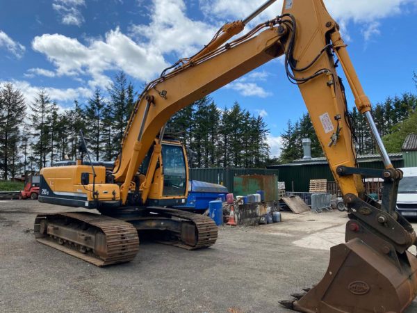 Hyundai Robex 210LC-9 Excavator