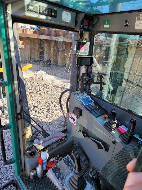 Junttan PM-23 Hammer Piling Rig