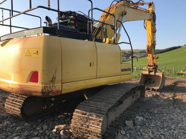 Komatsu PC210LC-10 Excavator