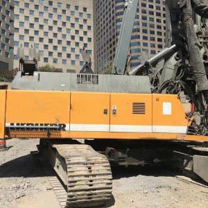 Engin de battage rotatif Liebherr LRB 255