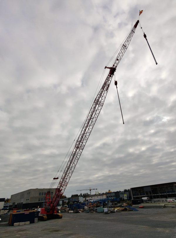 Manitowoc 12000E Crawler Crane