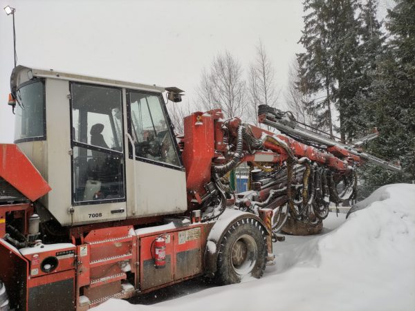Sandvik DT1130I Underground Rock Drill