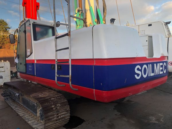 เครื่องตอกเสาเข็มโรตารี่ Soilmec R-210