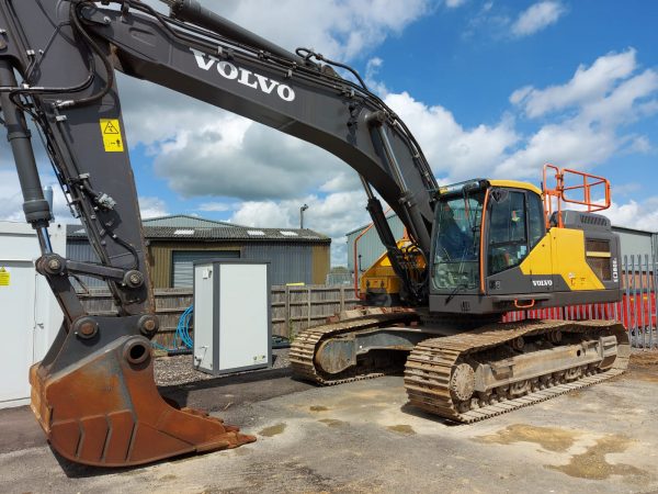 Volvo EC380EL Excavator
