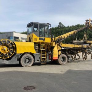 Atlas Copco XE3C เครื่องเจาะหินใต้ดิน