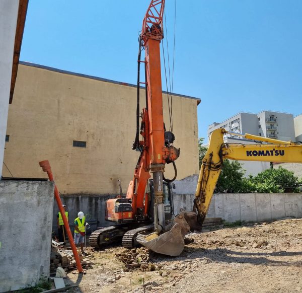 GEAX DTC-80 Rotary Piling Rig