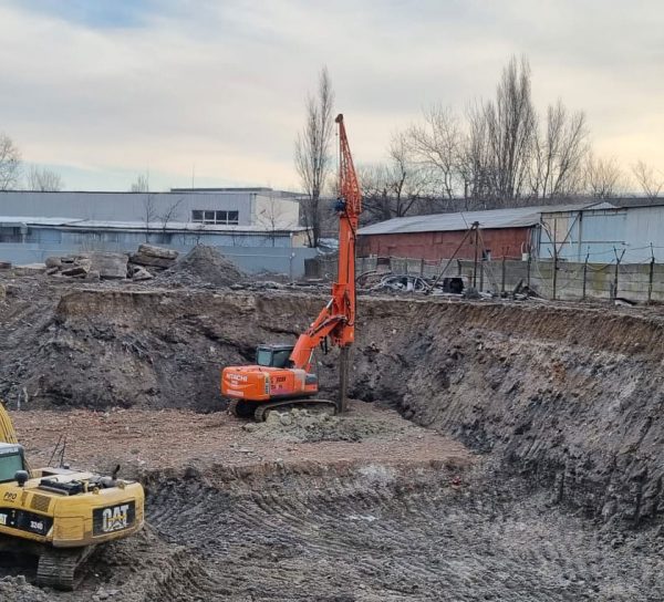 GEAX DTC-80 Rotary Piling Rig