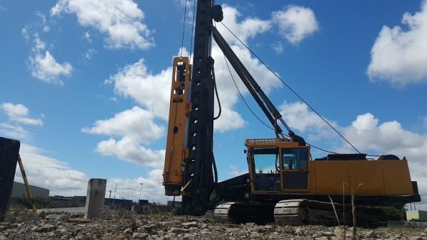 Junttan PM-20LC Hammer Piling Rig