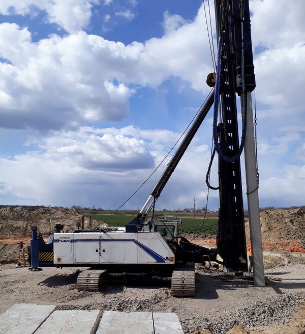 Junttan PMx22 Hammer Piling Rig