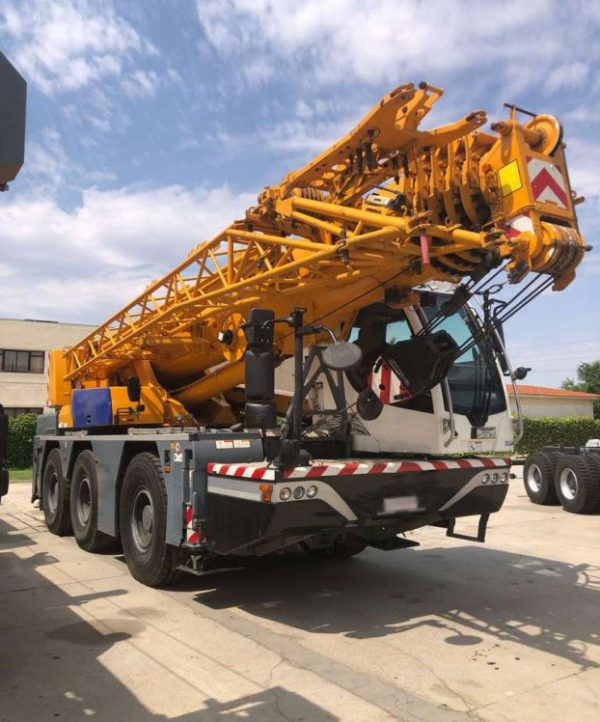 Liebherr LTC 1045-3.1 Mobile Crane
