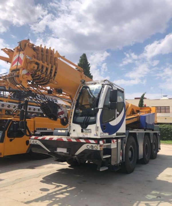 Liebherr LTC 1045-3.1 Mobile Crane