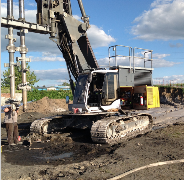 Liebherr LRB 125 Rotary/Vibratory Piling Rig