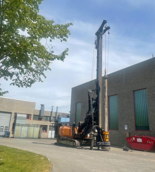 Bauer BG15 Rotary Piling Rig