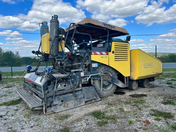 Bomag BF571 Paver