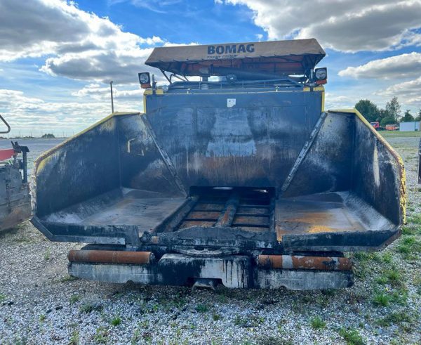 Bomag BF571 Paver