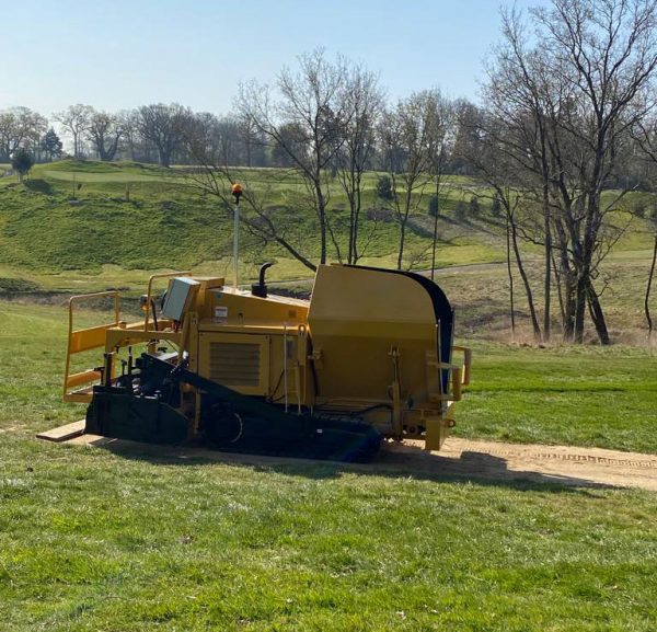 Caterpillar AP225E Paver