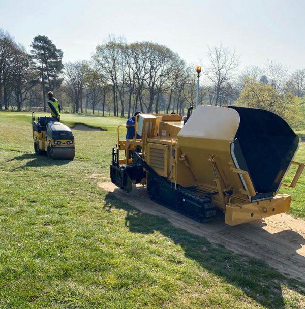 Caterpillar AP225E Paver