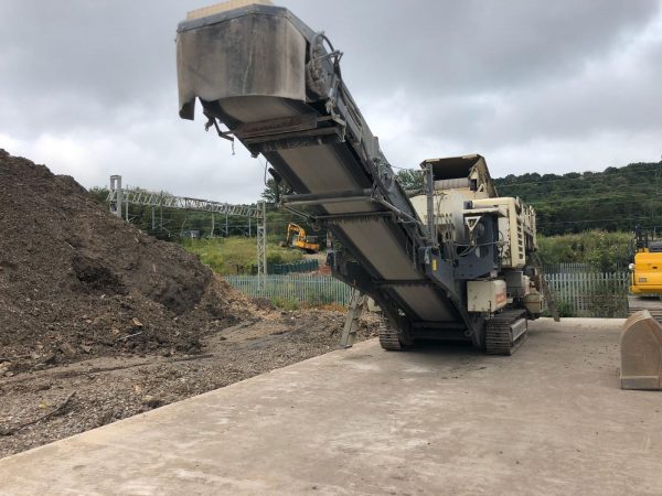 Frantoio a cono Metso LT300HP